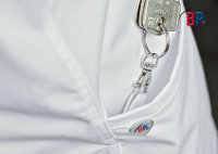 BP® Komfortkasack 1760 weiß/hellgrau Kasack Damenkasack 1/2 Arm Medizin Pflege
