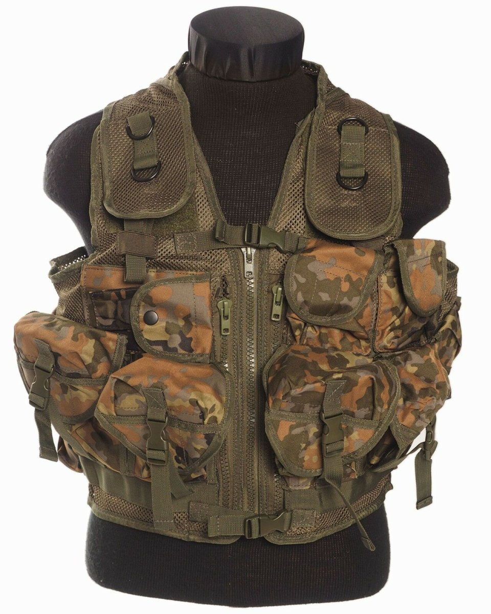 MIL-TEC Tactical Einsatzweste flecktarn 9 Taschen Tactical Vest Paintball Weste